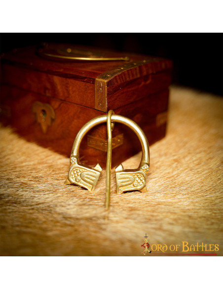 Viking brass fibula wolf design (4.5...