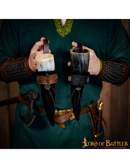 Tahalí for horns in lined leather,...