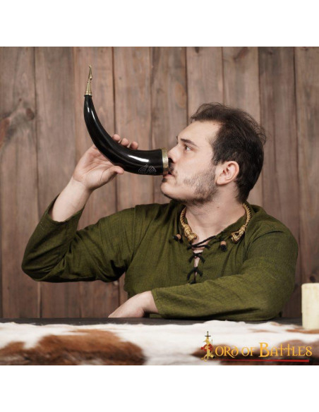 Viking drinking horn model Twin Ravens Viking drinking horn model Twin Ravens