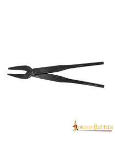 medieval smith's tongs 2
