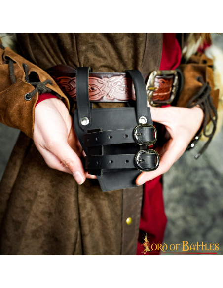Pirate baldric for swords or axes, in...