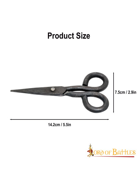 Functional medieval scissors in...