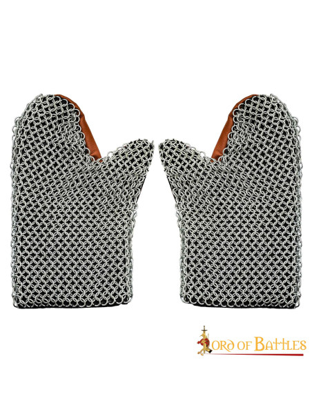 Medieval mitts with chain mail