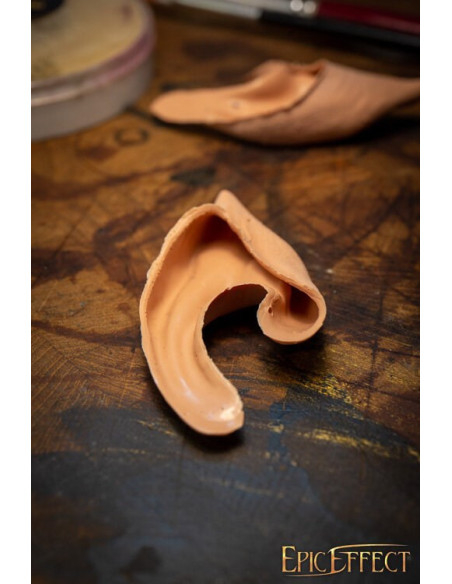 Dark Elf ears pointed, small