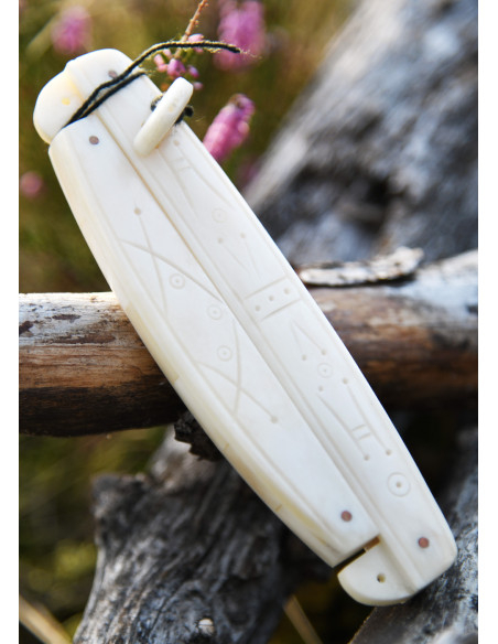 Medieval bone comb (12 cm.)