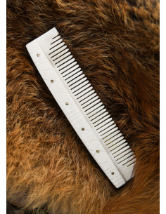 Medieval bone comb (15 cm.) 2