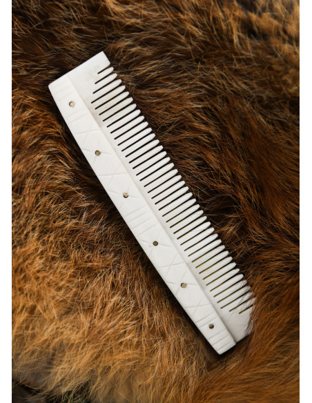 Medieval bone comb (15 cm.)