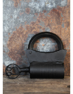 Medieval wrought iron padlock (11x4 cm.) 2