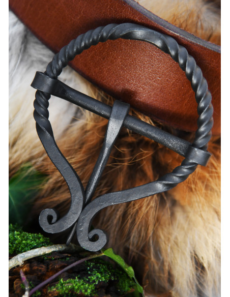 Medieval belt buckle in wrought iron... Medieval belt buckle in wrought iron...