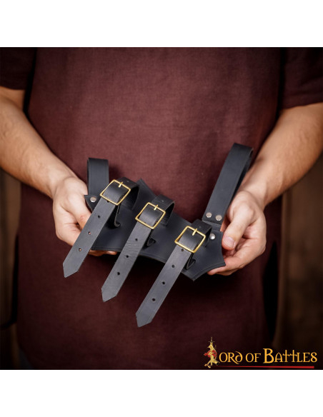 Adjustable medieval baldric for...
