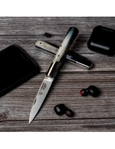 Cudeman Vendetta knife bull horn