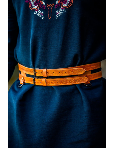 Viking double belt in light brown...