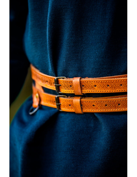 Viking double belt in light brown...