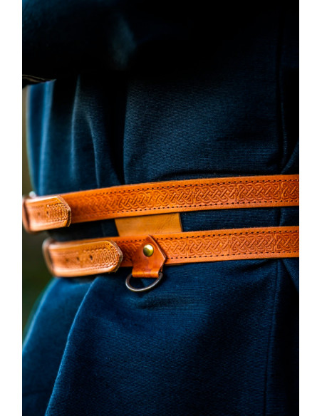 Viking double belt in light brown...
