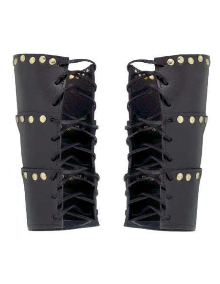 Leather bracelets with rivets Arn...