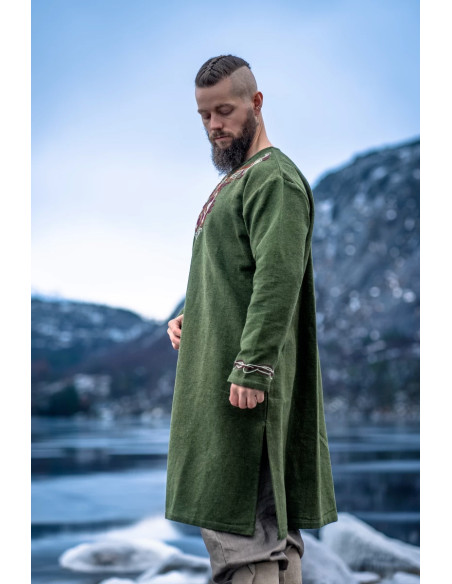 Snorri Viking tunic with Urnes style...