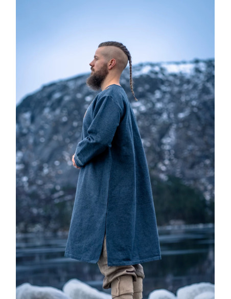 Snorri Viking tunic with Urnes style...