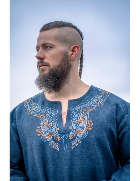 Snorri Viking tunic with Urnes style...