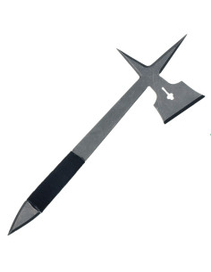 throwing fighting ax