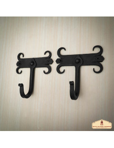 Set of 2 wrought iron wall supports for hanging clothes