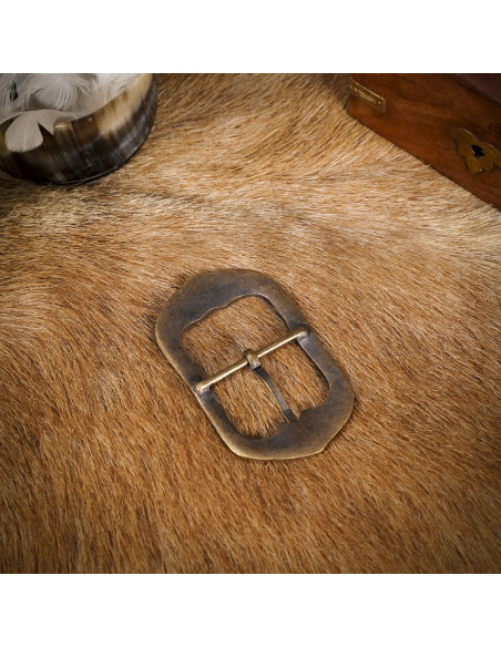 Medieval buckle in antique brass...