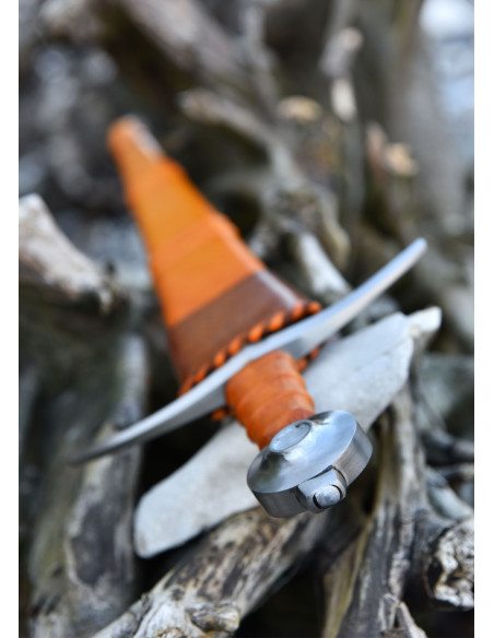 Sword arming Count of Nieuwerkerke...