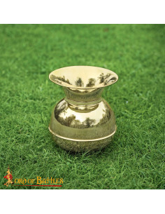 Vintage spittoon in solid brass 2