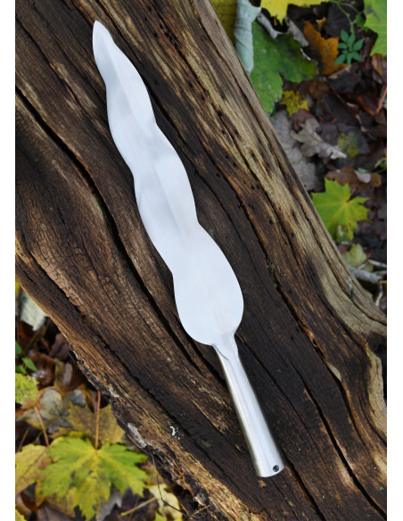 Celtic spearhead from La Tène, 51 cm.