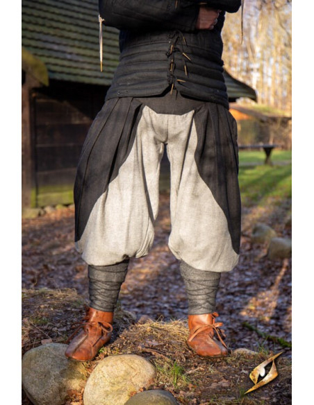 Viking wool pants model Ignis