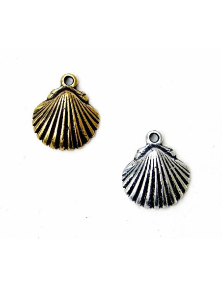Medieval pilgrim shell pendant of...