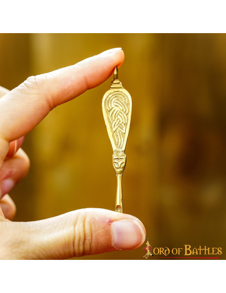 Viking ear cleaner in brass