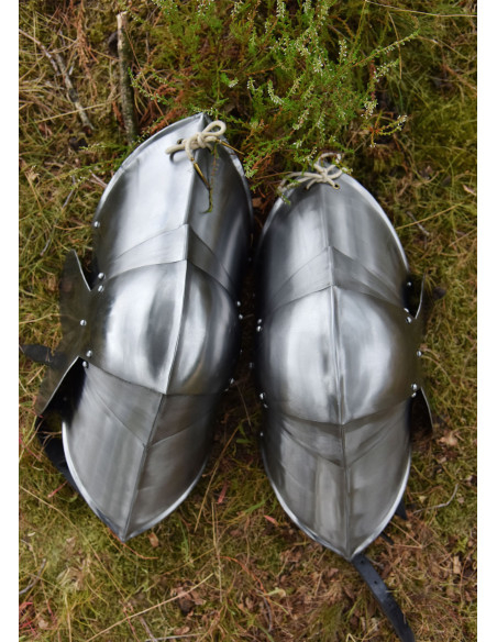 Gothic steel knee pads 1.6 mm. 15th...