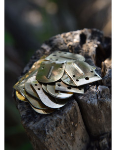 Pack of 25 brass pieces for lamellar armor with ribs (25... 2