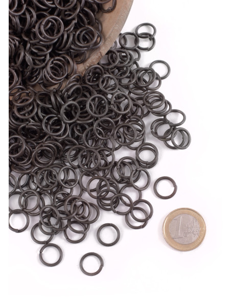 Blackened steel chain mail rings (9 mm.)