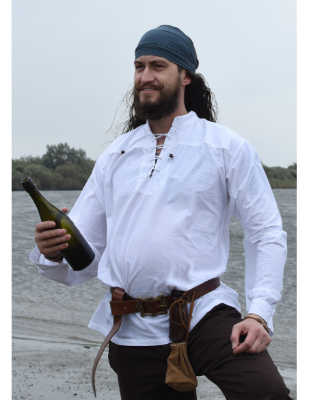 Ludwig model white pirate shirt