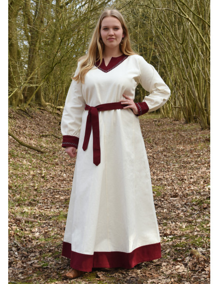 Jona woman Viking dress natural...