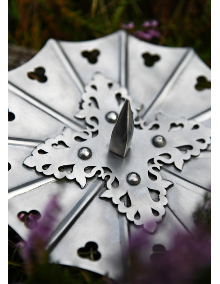 Pair of Gothic Besagues in steel,... Pair of Gothic Besagues in steel,...