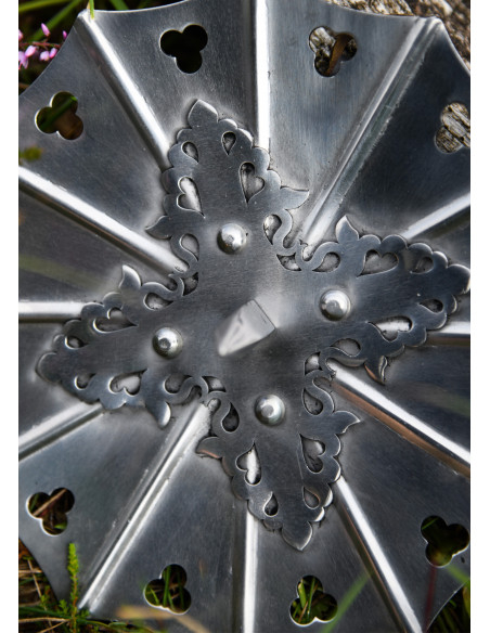 Pair of Gothic Besagues in steel,... Pair of Gothic Besagues in steel,...