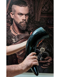 Giant Horn of Jotünheim (1.5 liters), clear finish 2