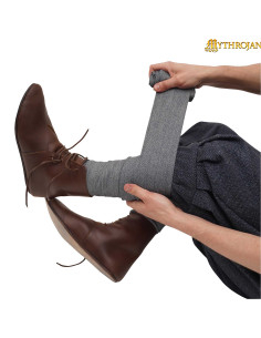 Viking Winingas in Wool with Metal Closure 2