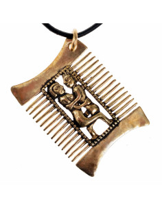 Medieval Comb Pendant Couple Design