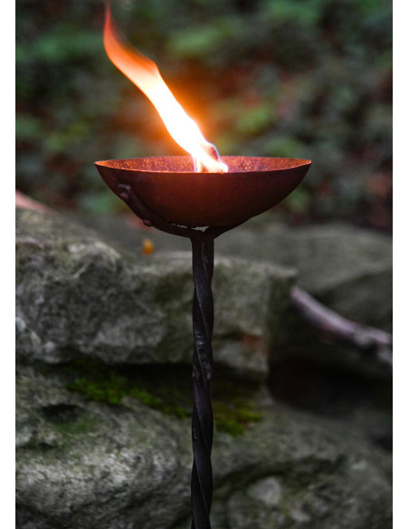 Osbert oil lamp in threaded wrought...