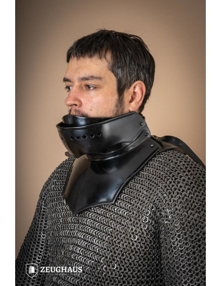 Gorget with Bevor in dark mild steel