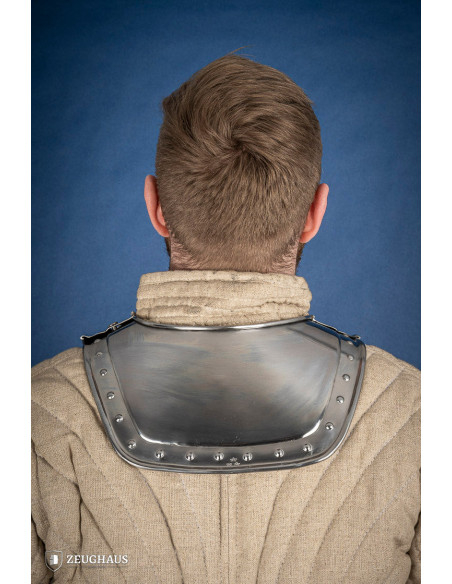 Medieval pointed gorget in polished...