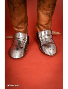 Medieval segmented scarps in polished steel 2