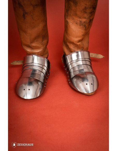 Medieval segmented scarps in polished...