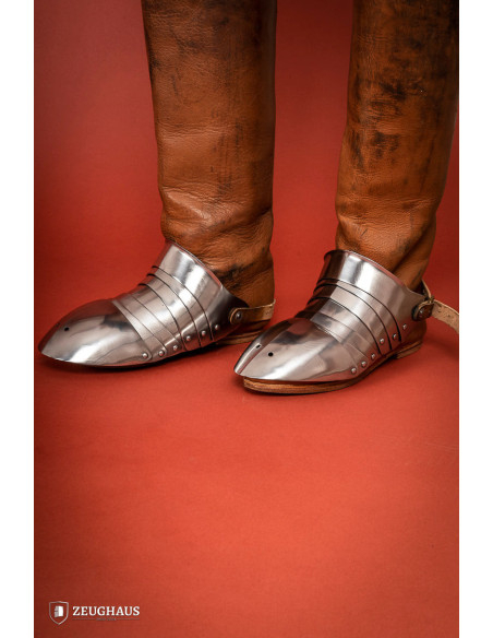 Medieval segmented scarps in polished...