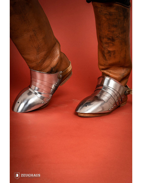 Medieval segmented scarps in polished...