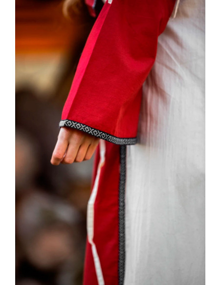 Medieval dress model Amalia, Natural-Red