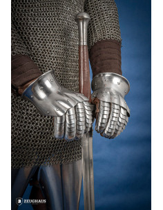 Medieval polished steel gauntlets year 1350-1415, (1.6 mm.) 2